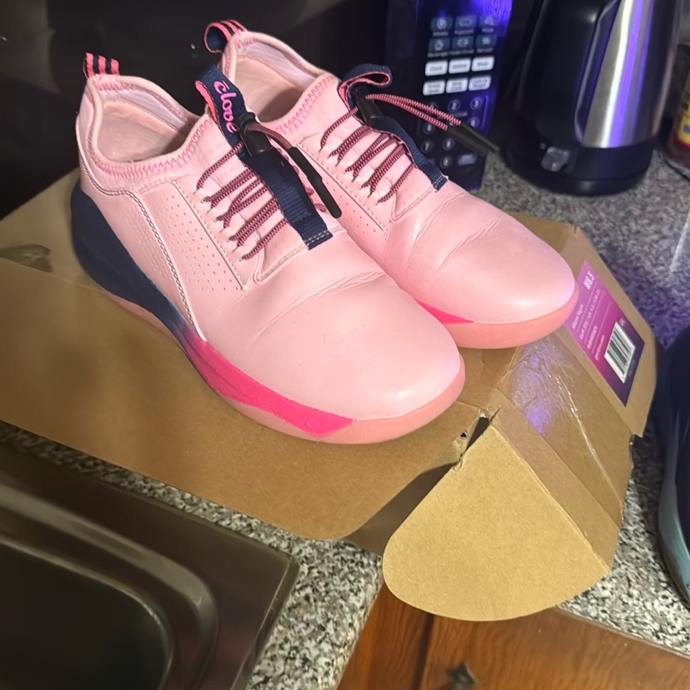 neww clove size6